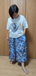 カジュアルワイドパンツ