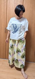 カジュアルワイドパンツ