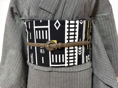 画像2: 名古屋帯＜どこに行く道＞　1点物